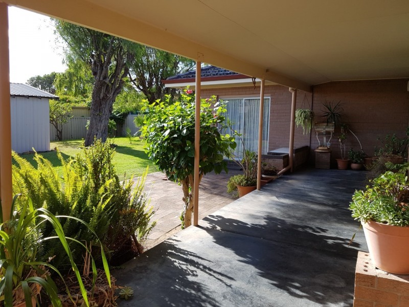 6 Abbey Street, West Busselton WA 6280