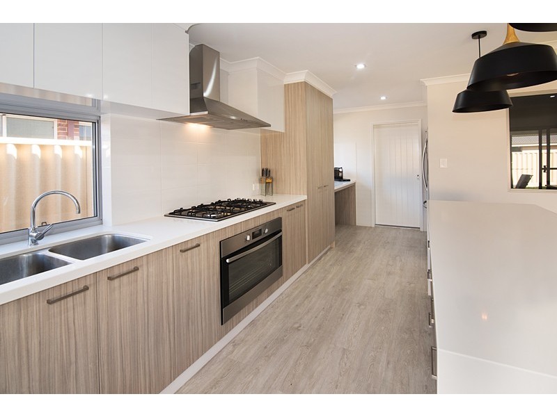 9 Pertuis Way, Yalyalup WA 6280