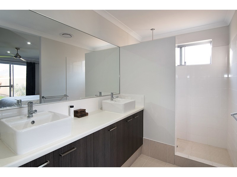 9 Pertuis Way, Yalyalup WA 6280