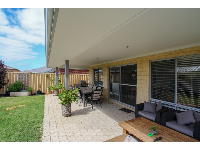 9 Pertuis Way, Yalyalup WA 6280