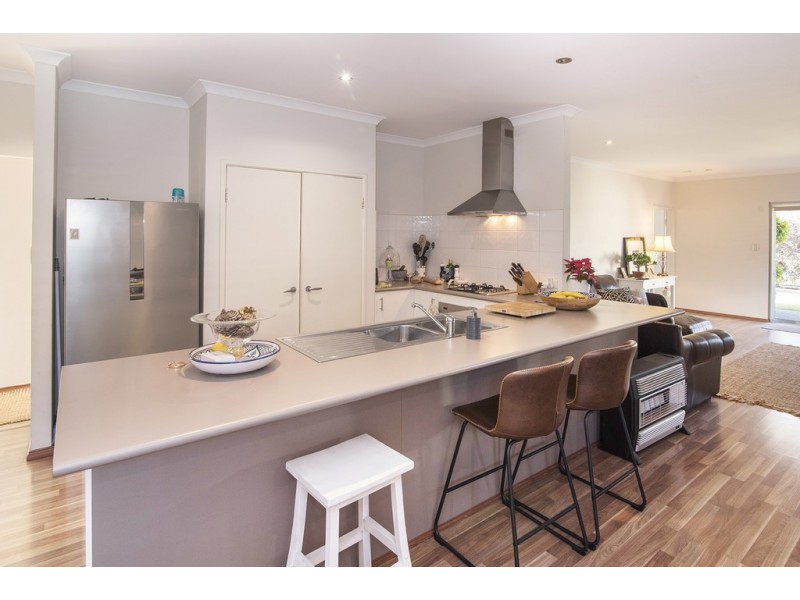 80 Joseph Drive, Yalyalup WA 6280