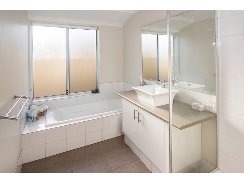 80 Joseph Drive, Yalyalup WA 6280
