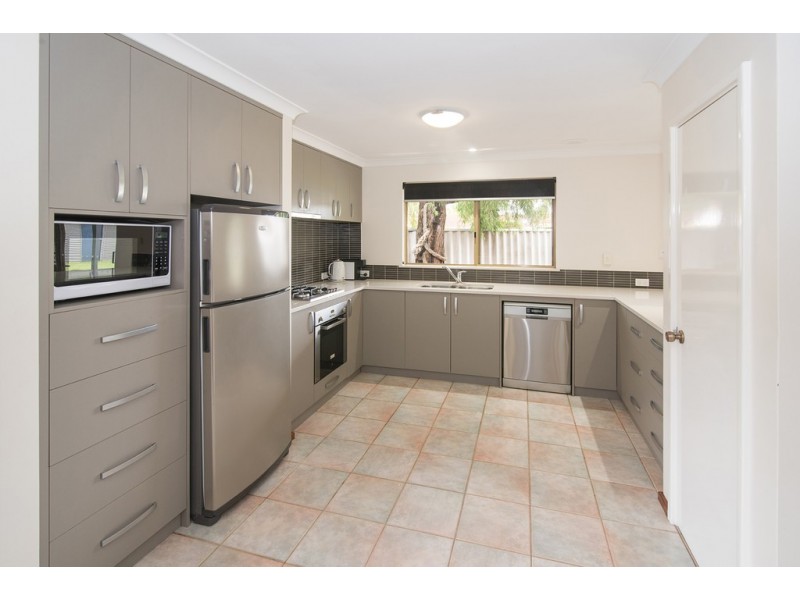 9 Salmon Close, West Busselton WA 6280