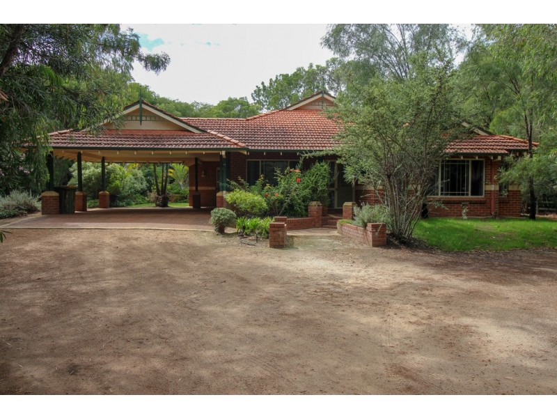 6 Kalgaritch Avenue, West Busselton WA 6280