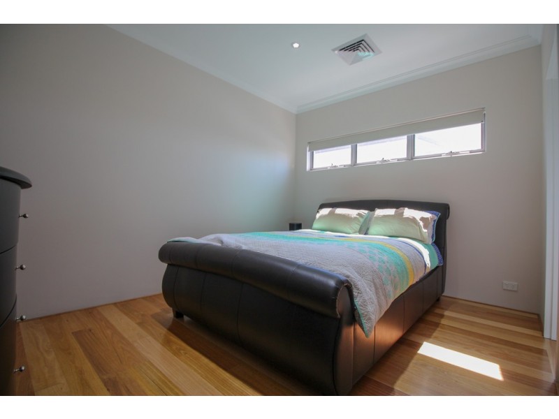 9 Windward Green, Geographe WA 6280