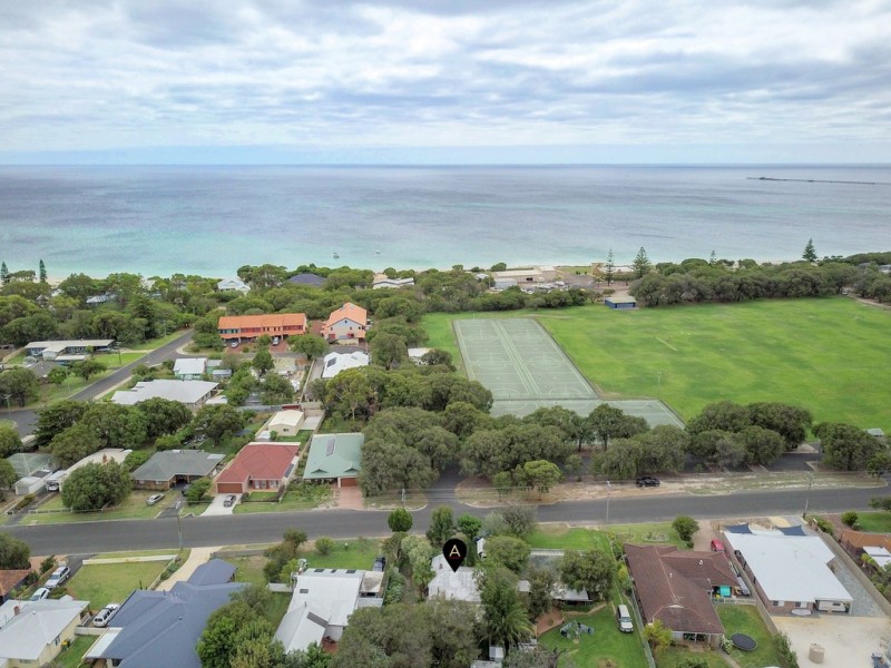 36 Dorset Street, West Busselton WA 6280