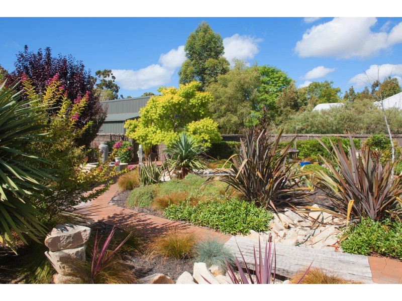 28 Kalgaritch Avenue, West Busselton WA 6280