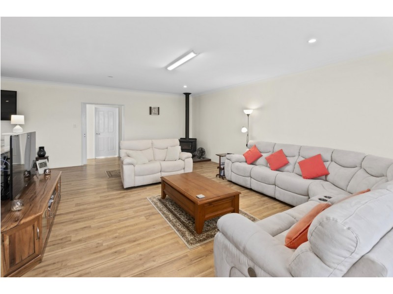 30 Peaceful Way, Ambergate WA 6280