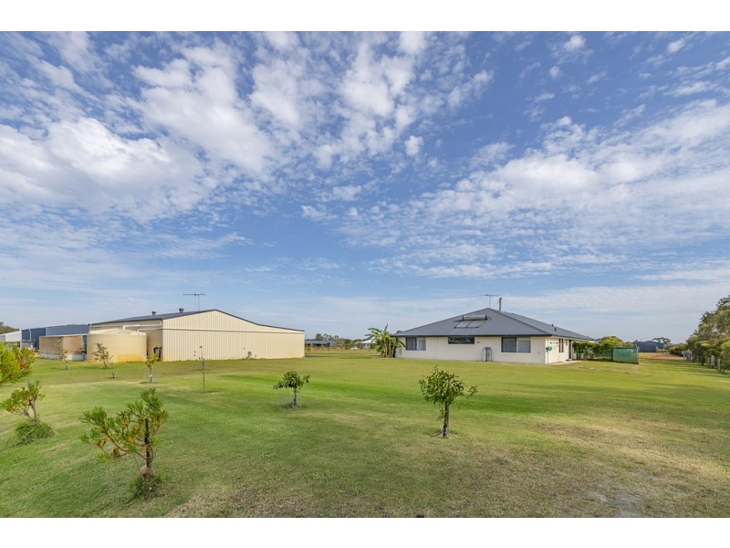 30 Peaceful Way, Ambergate WA 6280