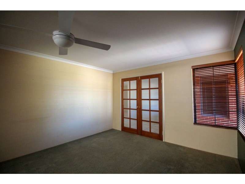 25 Currawong Drive, Broadwater WA 6280