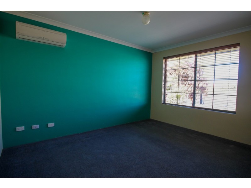 25 Currawong Drive, Broadwater WA 6280