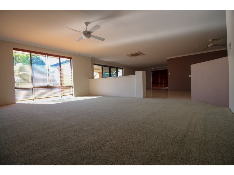 25 Currawong Drive, Broadwater WA 6280