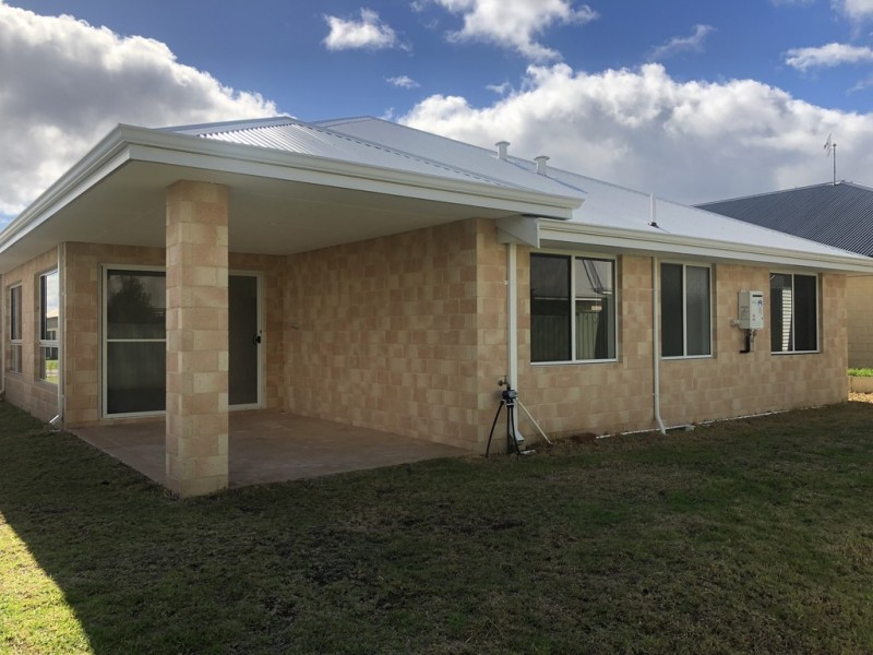 9 Tamarix Crescent, Margaret River WA 6285