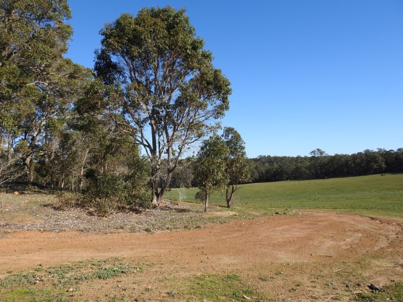 2890 Woods Road off Bramley River Road, Osmington WA 6285
