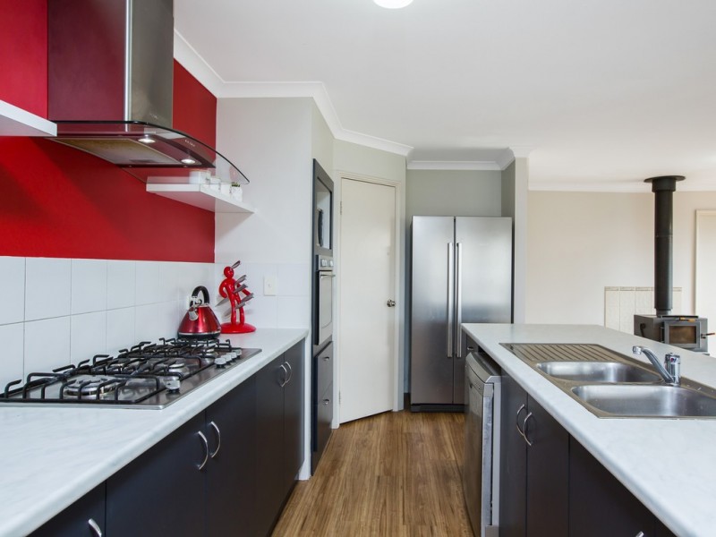 10 Waddingham Loop, Capel WA 6271