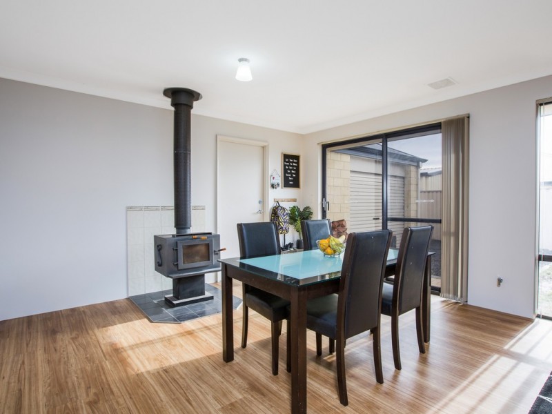 10 Waddingham Loop, Capel WA 6271