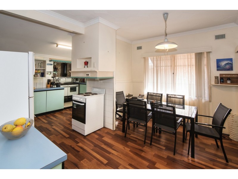 60 Causeway Road, Busselton WA 6280