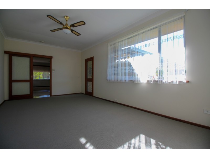 6 Fairway Drive, West Busselton WA 6280