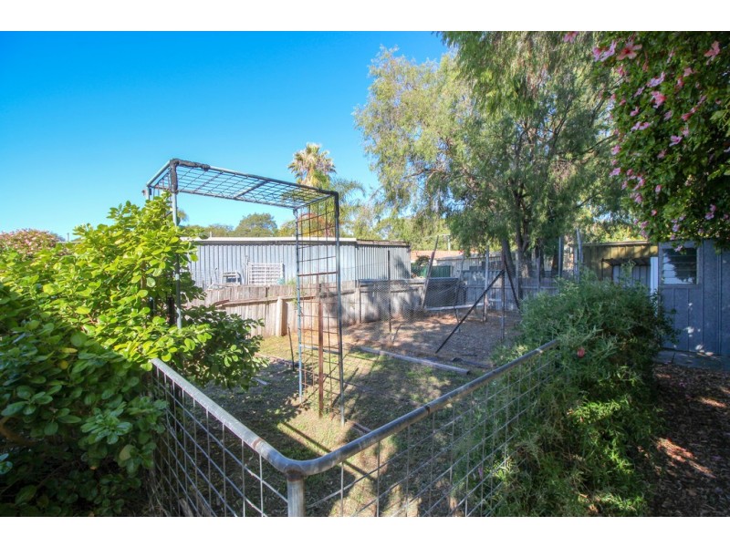 6 Fairway Drive, West Busselton WA 6280