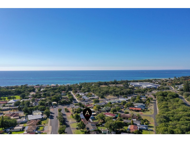 6 Fairway Drive, West Busselton WA 6280