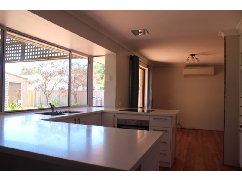 9 Langridge Place, West Busselton WA 6280