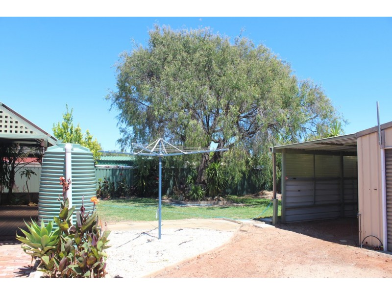 9 Langridge Place, West Busselton WA 6280