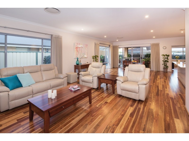 21 Billabong Street, Yalyalup WA 6280