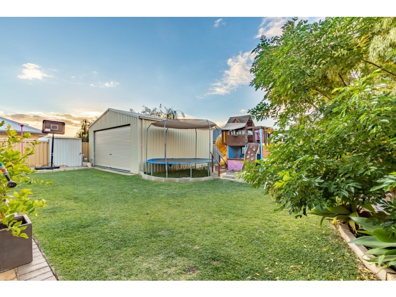 19 Marseilles Drive, Yalyalup WA 6280