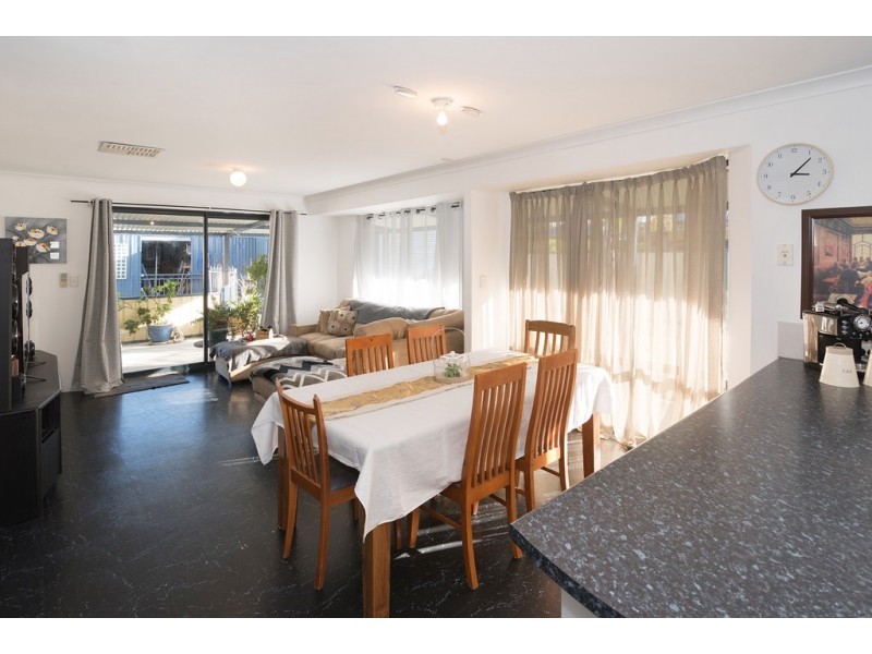 87 Clydebank Avenue, West Busselton WA 6280