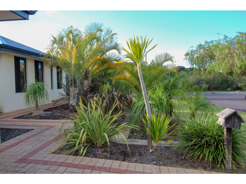 7 Duffy Place, Dunsborough WA 6281