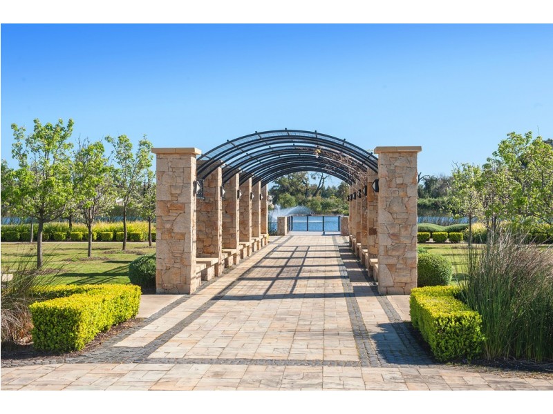 2 Mistral Bend, Yalyalup WA 6280