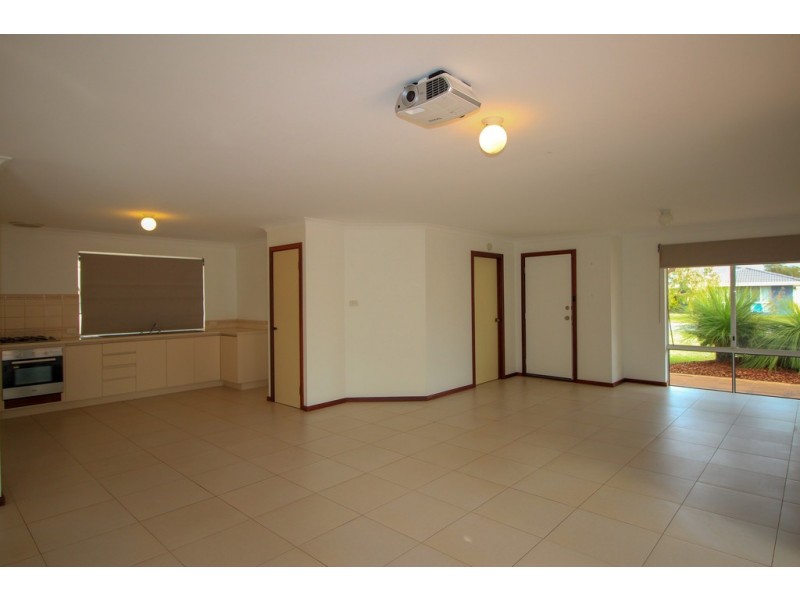 23 Lilly Crescent, West Busselton WA 6280