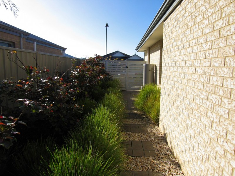 9 Egyptian Street, Kealy WA 6280