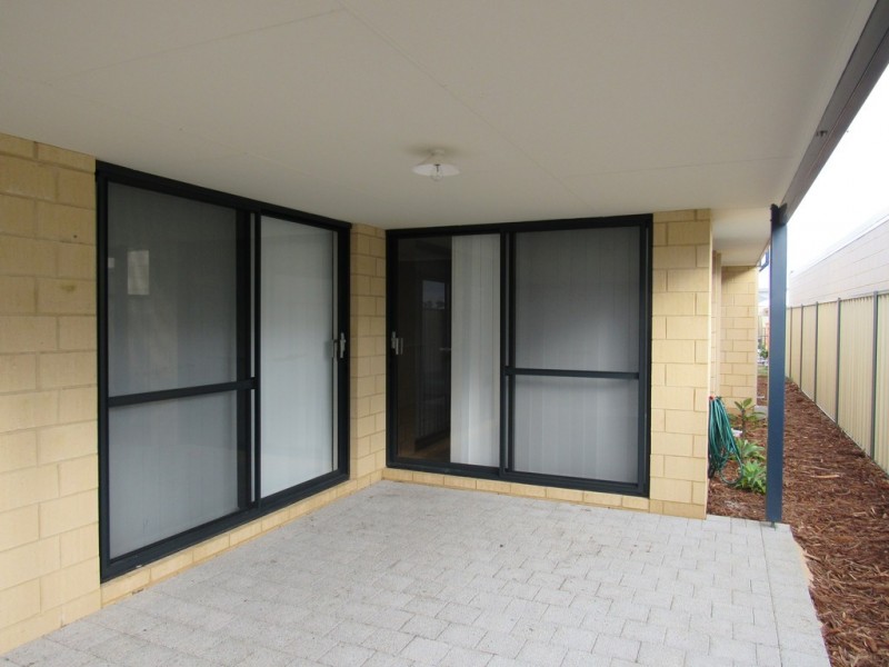 25 Alice Street, Yalyalup WA 6280