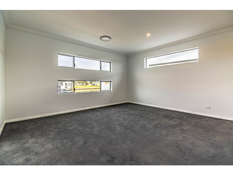 14 Burgee Cove, Geographe WA 6280