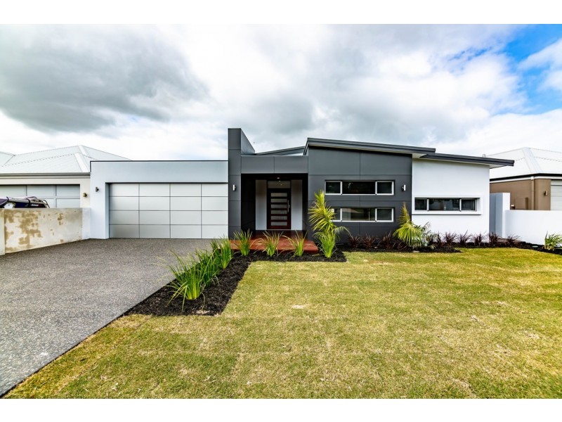14 Burgee Cove, Geographe WA 6280