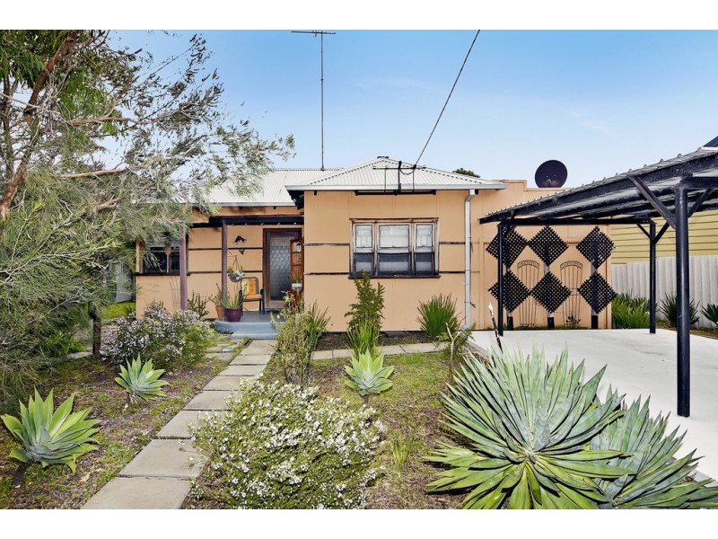 15 Hillcrest Avenue, South Bunbury WA 6230
