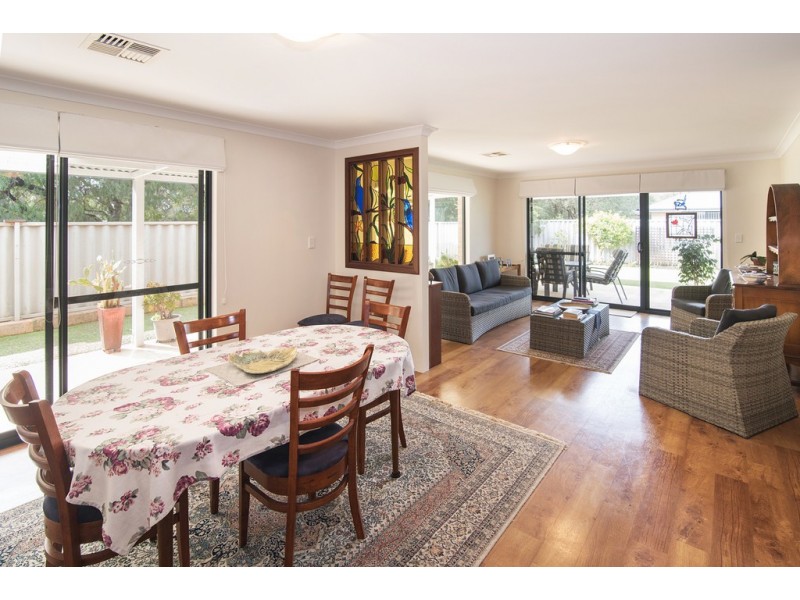 8 Dobson Court, Broadwater WA 6280