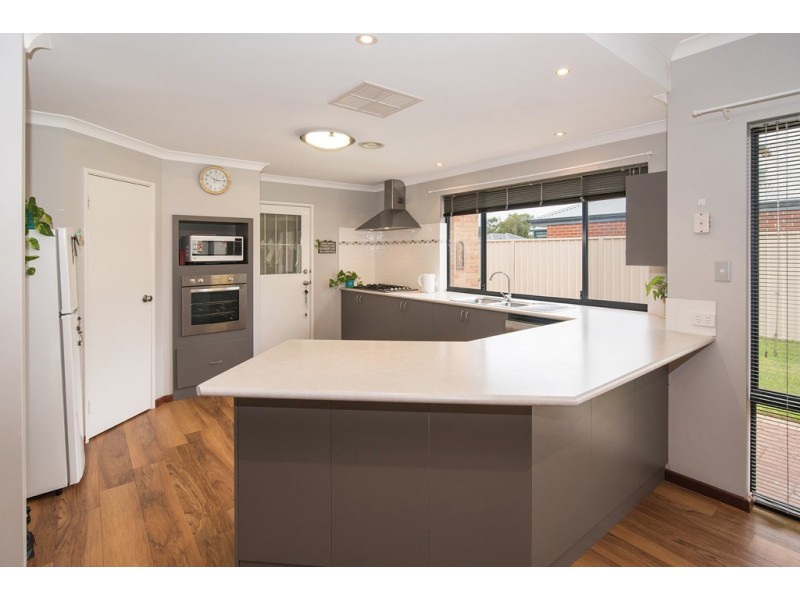 14 Seagull Drive, Broadwater WA 6280