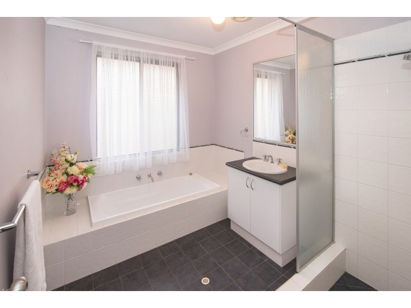 14 Seagull Drive, Broadwater WA 6280