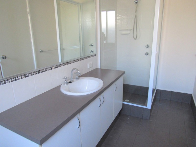 28 Stanford Drive, Abbey WA 6280