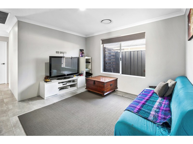 24 Plankton Street, Kealy WA 6280