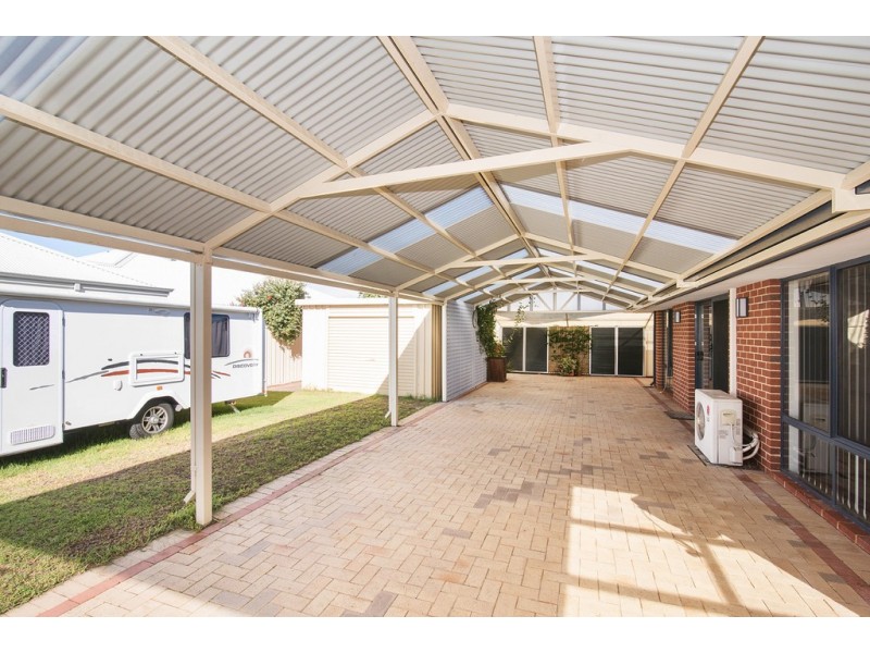 111 Beachfields Drive, Abbey WA 6280