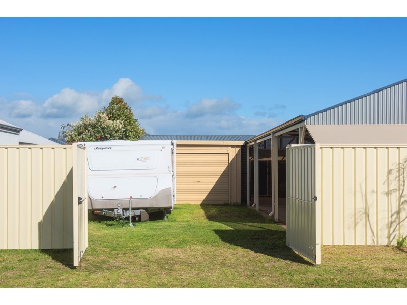 111 Beachfields Drive, Abbey WA 6280