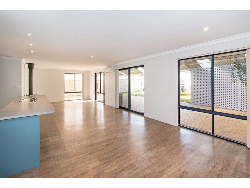 111 Beachfields Drive, Abbey WA 6280