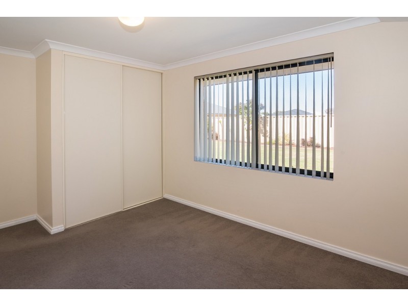 16 Marseilles Drive, Yalyalup WA 6280