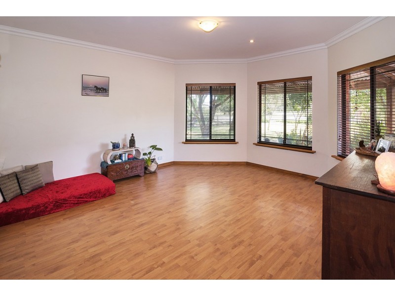 28 Kalgaritch Avenue, West Busselton WA 6280