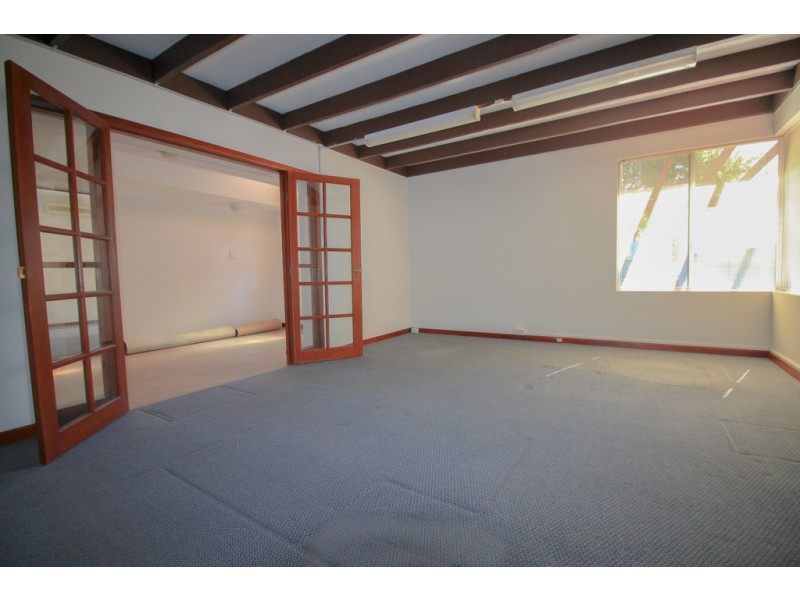 7 Harris Road, Busselton WA 6280