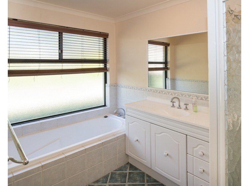 9 Red Gum Way, Vasse WA 6280