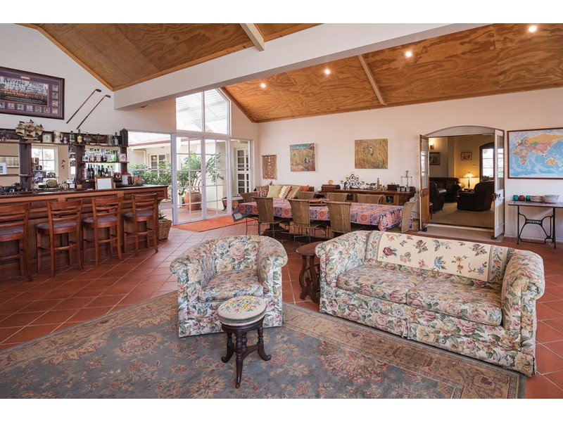 2 Adelaide Street, Busselton WA 6280